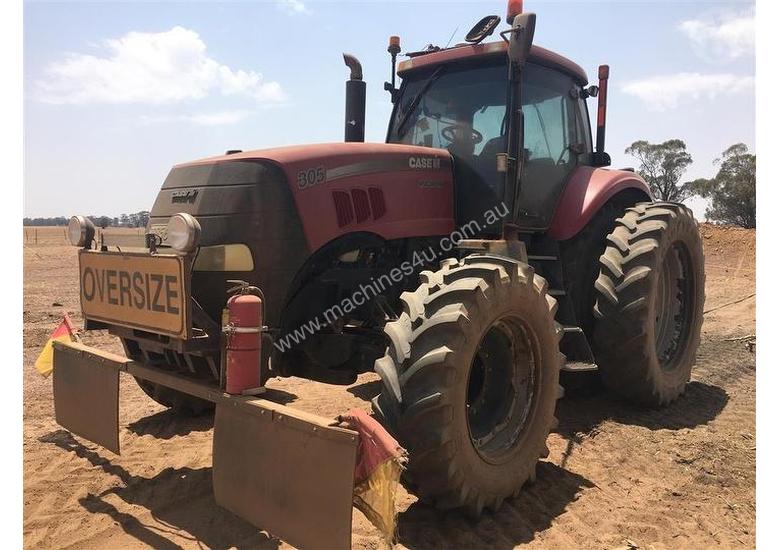 caption Case IH Magnum 305