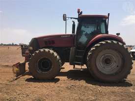 Case IH Magnum 305 - picture2' - Click to enlarge