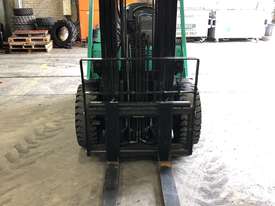 Mitsubishi FG35AN - 3.5t LPG Forklift  - picture2' - Click to enlarge