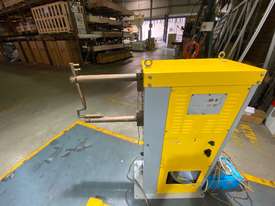 SIP PP15 Pneumatic Column Spot Welder - picture2' - Click to enlarge