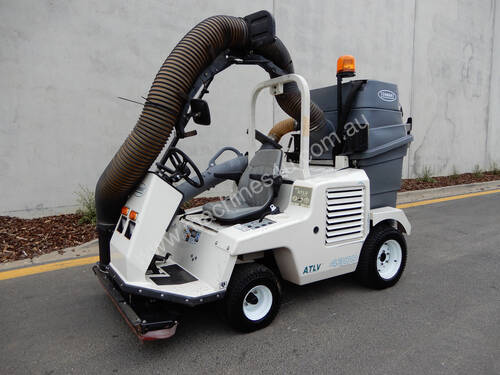 Tennant 4300 Sweeper Sweeping/Cleaning