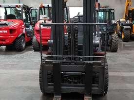 Nissan 3 Tonne Container Mast Forklift - picture2' - Click to enlarge