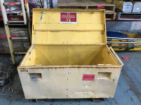 Heavy Duty Site Box Toolbox 1220mm long x 610mm Deep - picture1' - Click to enlarge