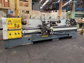 ZMM Mashtroy Lathe 103mm bore, 600 mm swing x 3000 mm centres with DRO - picture2' - Click to enlarge