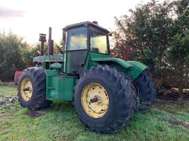 1981 John Deere 8460 Tractor - picture2' - Click to enlarge