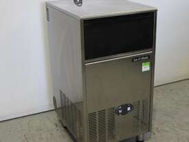 Ice O Matic ICEU126 Ice Machine - picture0' - Click to enlarge