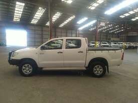 Toyota Hilux 150 - picture2' - Click to enlarge