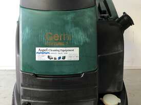 Gerni Neptune 7 hot water pressure cleaner - picture2' - Click to enlarge