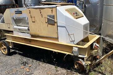 Marzola Wine Press / Screw Press