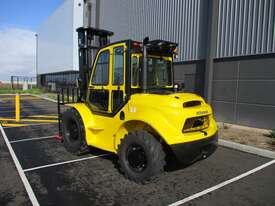 5T 4 x 4 Rough Terrain Forklift - picture1' - Click to enlarge