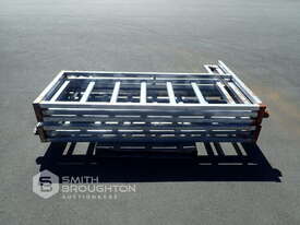 CATTLE SLIDING GATE (UNUSED) - picture0' - Click to enlarge