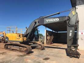Volvo EC240CL - picture0' - Click to enlarge