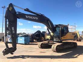 Volvo EC240CL - picture0' - Click to enlarge