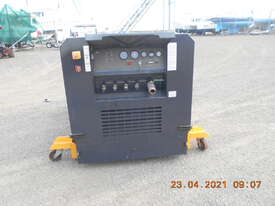 FS Curtis Air compressor - picture1' - Click to enlarge