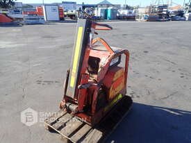 2012 DYNAPAC LG500 PLATE COMPACTOR - picture0' - Click to enlarge