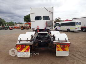 2000 STIRLING AT9500 6X4 PRIME MOVER - picture2' - Click to enlarge