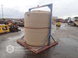 RAPID PLASTICS RT4500 4500 LITRE WATER TANK IN FRAME - picture0' - Click to enlarge