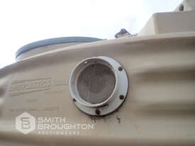 RAPID PLASTICS RT4500 4500 LITRE WATER TANK IN FRAME - picture2' - Click to enlarge