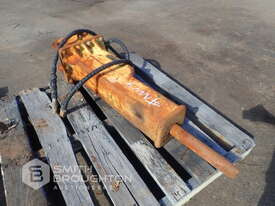 IHI HYDRAULIC ROCK BREAKER TO SUIT 2-3 TONNE - picture0' - Click to enlarge