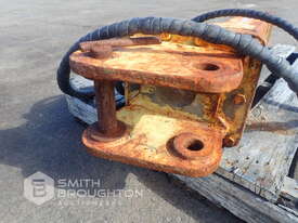 IHI HYDRAULIC ROCK BREAKER TO SUIT 2-3 TONNE - picture2' - Click to enlarge