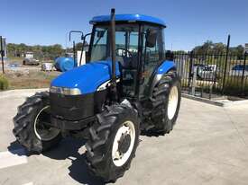 New Holland TD80 Cab tractor - picture0' - Click to enlarge