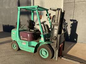 Mitsubishi FG25 2005 LPG Forklift - picture0' - Click to enlarge