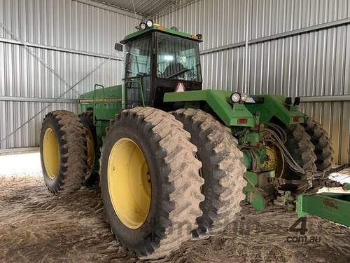 1994 John Deere 8570 4wd Tractors