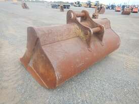 2350mm Mud Bucket to suit Excavator - picture1' - Click to enlarge