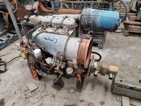 Duetz F3L912 Motor and Hydraulic Power Pack - picture0' - Click to enlarge