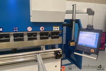 CNC-TECH Press Brake with Touch Screen CNC Controller *IN STOCK*