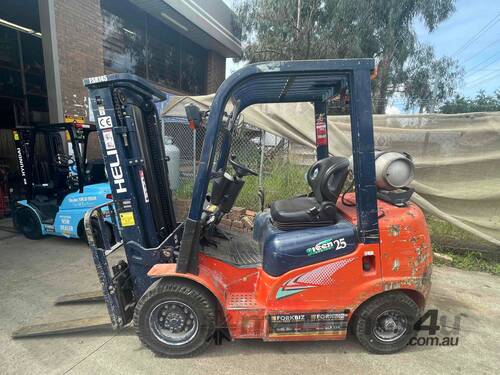 2.5 tonne container mast forklift for sale 