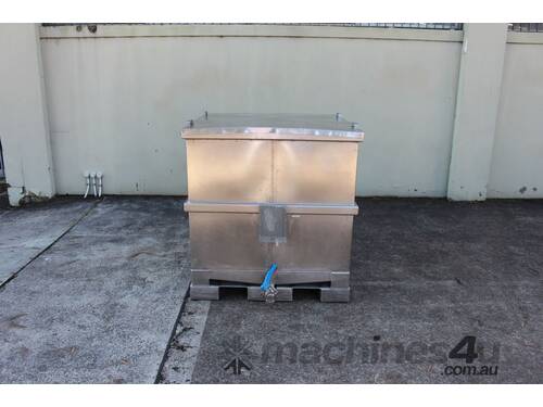 Stainless Steel Bulk Hopper