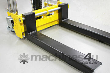 1500mm Manual Hydraulic Fork Stacker (FSR001)