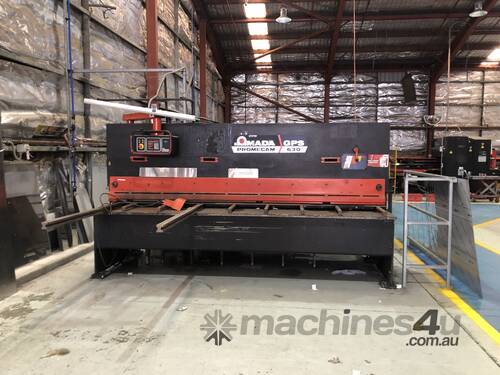 Hydraulic Guillotine Machine