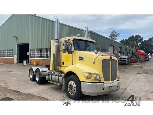 Kenworth T403