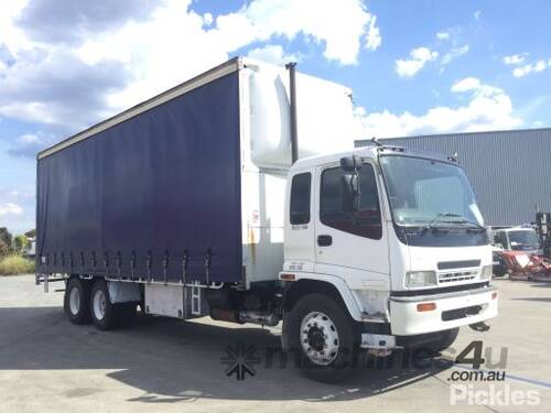 2003 Isuzu FVR900T