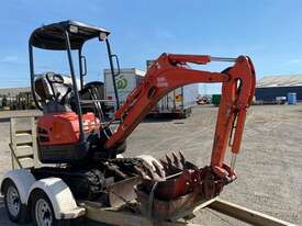 Kubota U17 with - picture0' - Click to enlarge