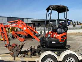 Kubota U17 with - picture2' - Click to enlarge