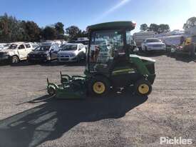 2016 John Deere 1585 Terrain Cut - picture1' - Click to enlarge