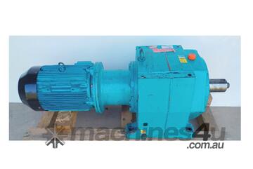 LLOYDS DEALS - Brook Hansen 11 kW Electric Reduction Drive Gearbox output : 32 rpm type SFN72C