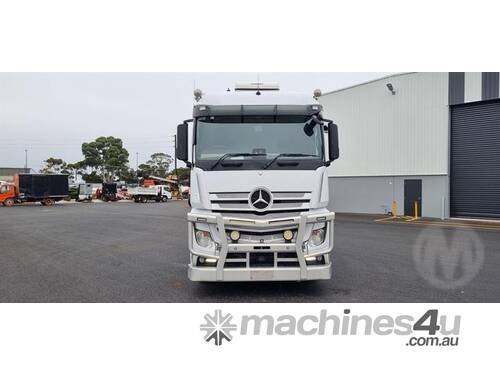 Mercedes-Benz Actros 2658