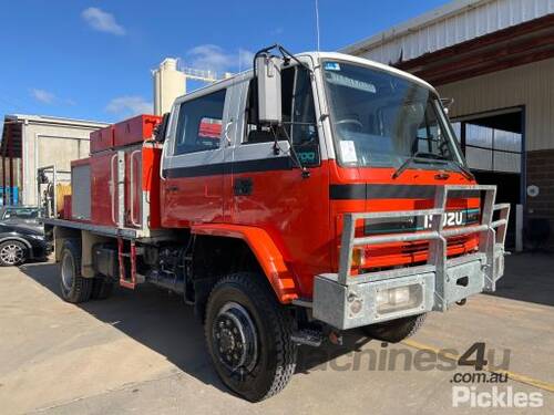 1995 Isuzu FTS700