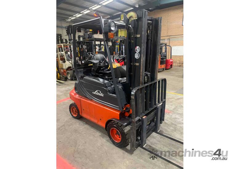 Linde E20  Latest Model CON MAST 2 Ton 4wheel Great Battery New Tires  Side Shif
