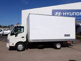 HINO DUTRO - picture0' - Click to enlarge