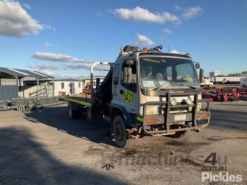 2004 Isuzu F3 FTR Flatbed Crane Truck