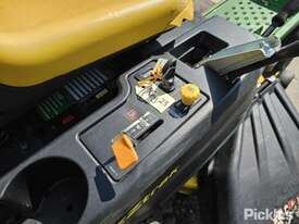 John Deere Z235 EzTrak Zero Turn Ride On Mower - picture1' - Click to enlarge