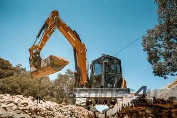 Hitachi   ZX65USB-5 Excavator