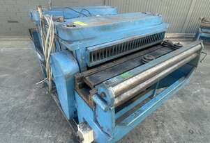 ALTON Press Shop Strip Feeder Straightener 1080mm Wide x 80mm Rollers 3 phase motor