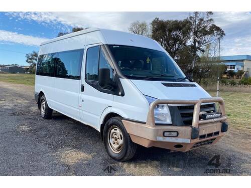 2007 FORD Transit Bus