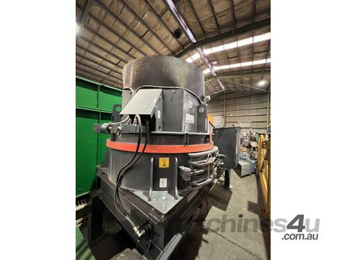 Sandvik CV215 VSI impact crusher